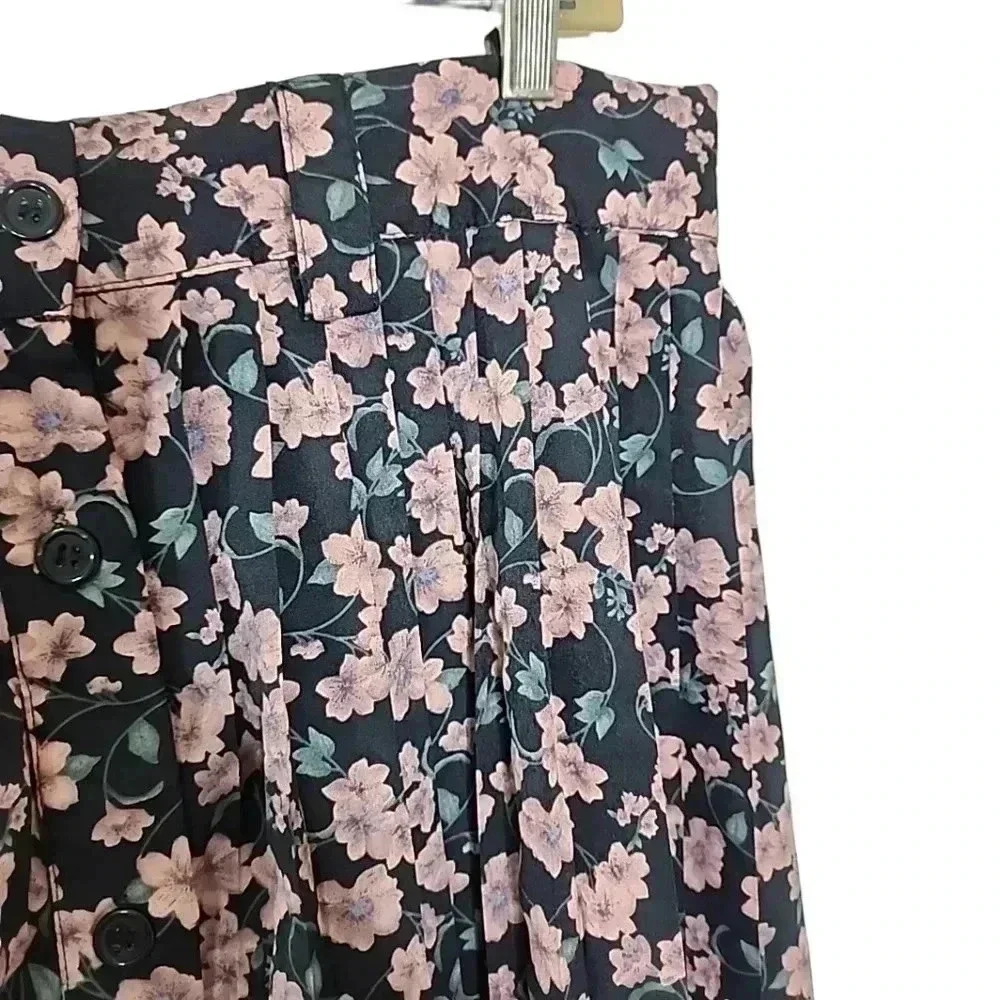 HAYDEN floral Pleaded Midi skirt. Nwt size Large - Picture 3 of 10